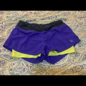Running shorts